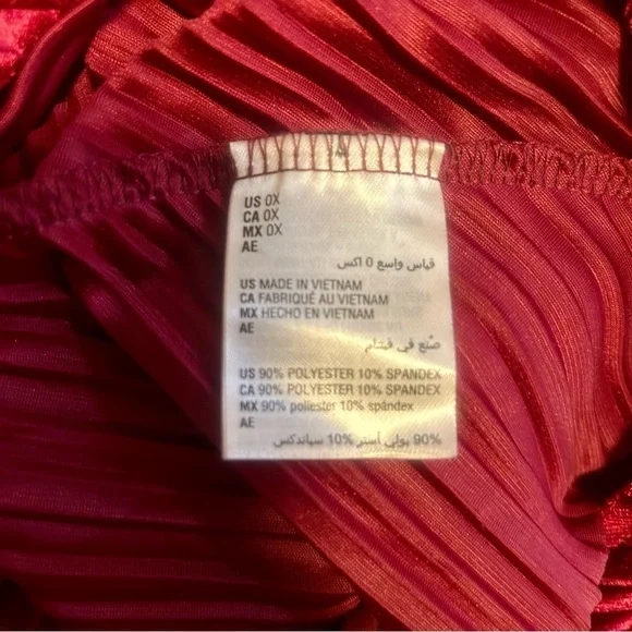 NWT Womens Plus Alfani Red Ribbed Velvet Blouse Top - Picture 5 of 6